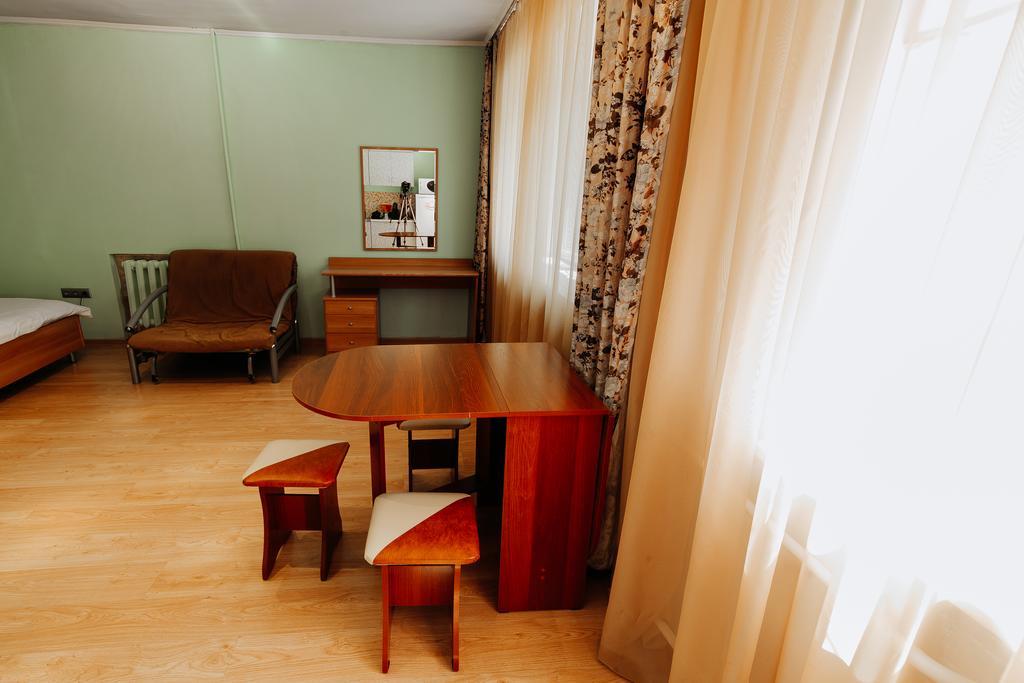 Biuro Apartmentov Work&Sleep נובוקוזנצק מראה חיצוני תמונה